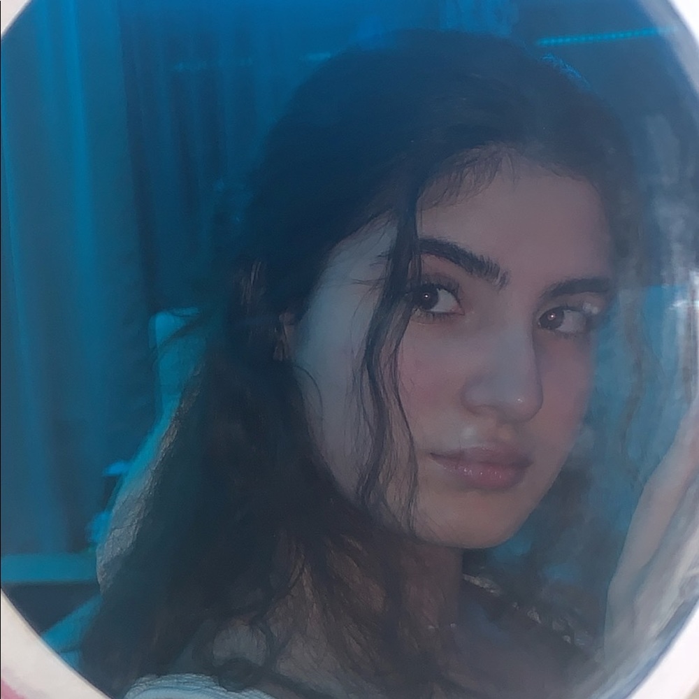 Meet your Posher, Joan